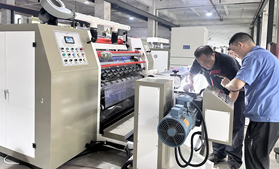 JD-DFQ1300D4-2高速冷烫膜万搏球赛_万搏(中国)
 透明玻璃碎膜分切复卷机