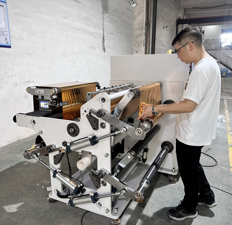 DFQ700型冷烫膜万搏球赛_万搏(中国)
